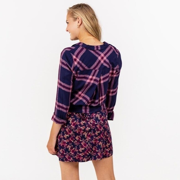 New Francesca’s Alisha Plaid Button Down Top - Picture 3 of 11